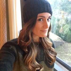 Meet your Posher, Whitney